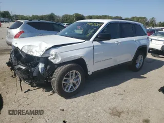 2024 Jeep Grand Cherokee Laredo X with VIN 1C4RJHAG8RC157897, listed as a Copart auction lot 73813014 with 5,013 mi miles and Salvage Title. Bid and sale history available at carsss.com. Image 1.