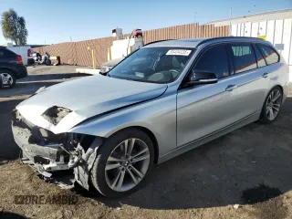 2017 BMW 3 Series 330i xDrive with VIN WBA8K3C38HK679453, listed as a Copart auction lot 89404335 with 75,451 mi miles and Salvage Title. Bid and sale history available at carsss.com. Image 1.
