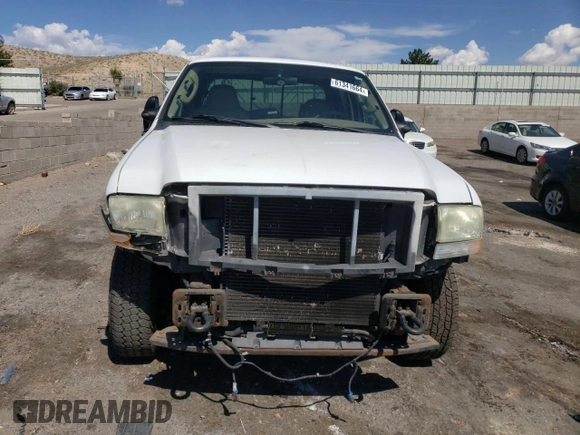 2003 Ford Super Duty F-250 XL with VIN 1FTNW21PX3EC12326, listed as a Copart auction lot 61341664 with 172,113 mi miles and Salvage Title. Bid and sale history available at carsss.com. Image 5.