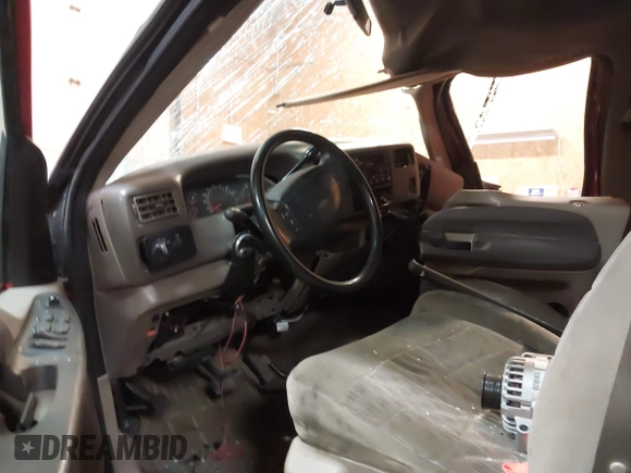 2000 Ford F-350 XL with VIN 1FTSW31F8YEA68105, listed as a IAAI auction lot 41374151 with 189,379 mi miles and . Bid and sale history available at DreamBid. Image 5.