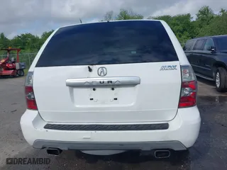 2005 Acura MDX Touring with VIN 2HNYD18695H545777, listed as a IAAI auction lot 42050248 with 207,377 mi miles. Bid and sale history available at carsss.com. Image 16.