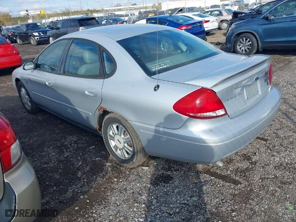 2004 Ford Taurus SEL with VIN 1FAFP56S04A205058, listed as a IAAI auction lot 40796889 with 187,562 mi miles. Bid and sale history available at carsss.com. Image 3.