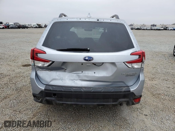 2021 Subaru Forester with VIN JF2SKADCXMH430804, listed as a Copart auction lot 55349985 with 45,167 mi miles and Salvage title. Bid and sale history available at DreamBid. Image 6.