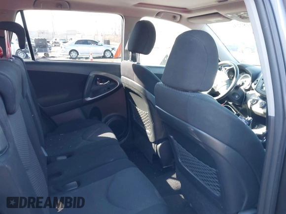 2011 Toyota RAV4 Sport with VIN JTMRF4DV6B5045551, listed as a IAAI auction lot 41822319 with 207,349 mi miles. Bid and sale history available at carsss.com. Image 8.