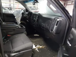 2018 Chevrolet Silverado 1500 LT with VIN 3GCUKREC2JG178119, listed as a IAAI auction lot 41609027 with Not Provided miles. Bid and sale history available at carsss.com. Image 5.