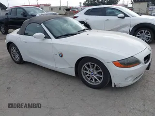 2003 BMW Z4 2.5i with VIN 4USBT334X3LS46762, listed as a IAAI auction lot 42570867 with 117,695 mi miles and . Bid and sale history available at DreamBid. Image 1.