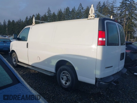 2018 Chevrolet Express Cargo Van with VIN 1GCWGAFG4J1904400, listed as a IAAI auction lot 41754700 with 119,196 mi miles. Bid and sale history available at carsss.com. Image 3.
