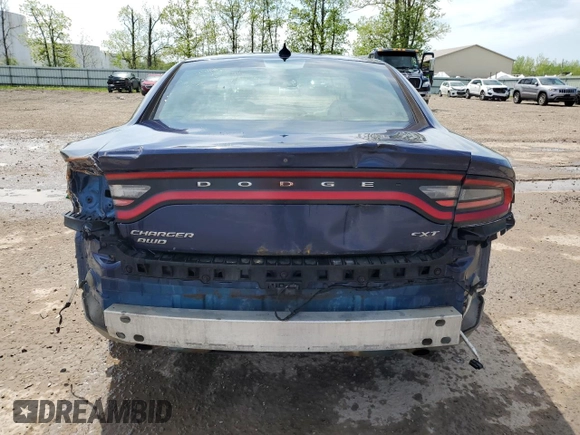 2015 Dodge Charger SXT z VIN 2C3CDXJG6FH837396, wystawiony jako Copart lot #56969455 z przebiegiem 151 864 mil mil oraz Szkoda całkowita • Salvage title. Historia ofert i sprzedaży dostępna na DreamBid. Obrazek 6.