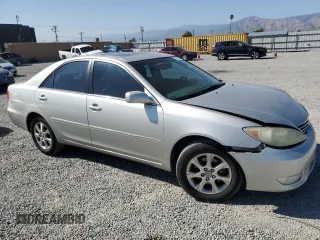 2006 Toyota Camry LE z VIN 4T1BF32K46U113289, wystawiony jako Copart lot #52558135 z przebiegiem 213 000 mil mil oraz Szkoda całkowita • Salvage title. Historia ofert i sprzedaży dostępna na DreamBid. Obrazek 4.