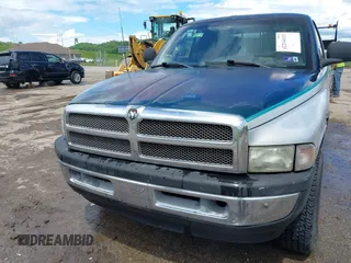 1998 Dodge 1500 z VIN 3B7HF13Y8WG131724, wystawiony jako IAAI lot #42214113 z przebiegiem 223 535 mil mil oraz . Historia ofert i sprzedaży dostępna na DreamBid. Obrazek 12.