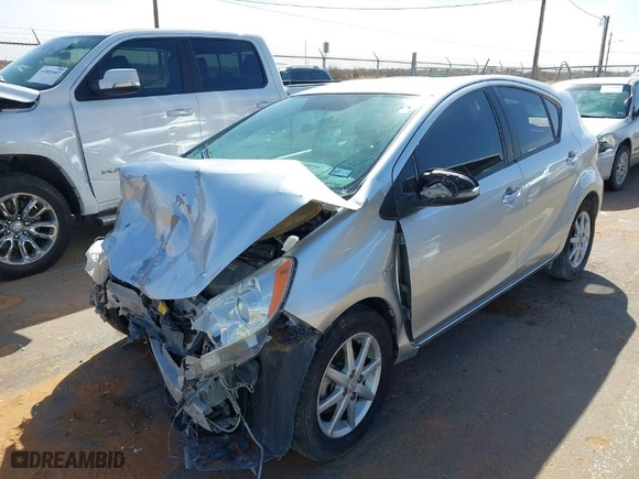 2013 Toyota Prius c One with VIN JTDKDTB30D1546402, listed as a IAAI auction lot 41803072 with 1 mi miles. Bid and sale history available at carsss.com. Image 2.