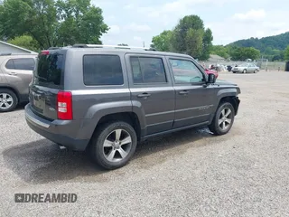 2016 Jeep Patriot Latitude with VIN 1C4NJRFB9GD523102, listed as a IAAI auction lot 42598712 with 144,808 mi miles and . Bid and sale history available at DreamBid. Image 4.