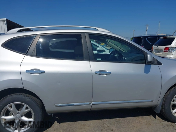 2011 Nissan Rogue S z VIN JN8AS5MV3BW272788, wystawiony jako IAAI lot #42117149 z przebiegiem 96 051 mil mil oraz . Historia ofert i sprzedaży dostępna na DreamBid. Obrazek 14.