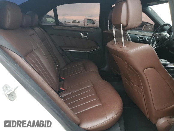 2014 Mercedes-Benz E 350 Sport with VIN WDDHF5KB9EA831131, listed as a Copart auction lot 55201435 with 121,696 mi miles and Clean Title. Bid and sale history available at DreamBid. Image 10.