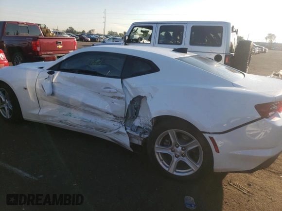 2019 Chevrolet Camaro 1LT with VIN 1G1FB1RS8K0119800, listed as a Copart auction lot 62069052 with 27,613 mi miles. Bid and sale history available at carsss.com. Image 9.