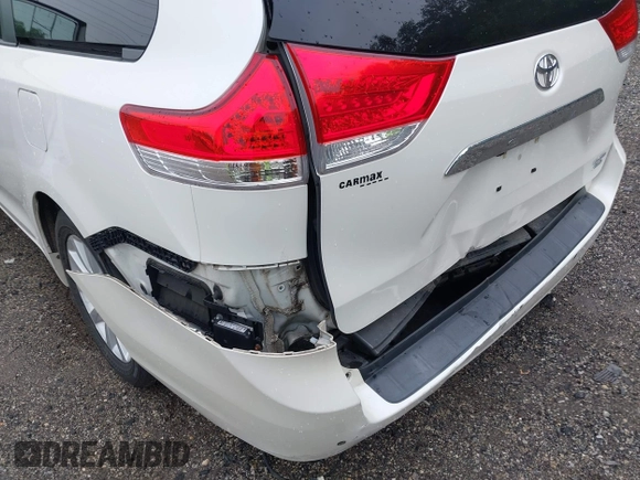 2014 Toyota Sienna Limited with VIN 5TDDK3DC4ES081882, listed as a IAAI auction lot 42270167 with 58,723 mi miles and . Bid and sale history available at DreamBid. Image 6.