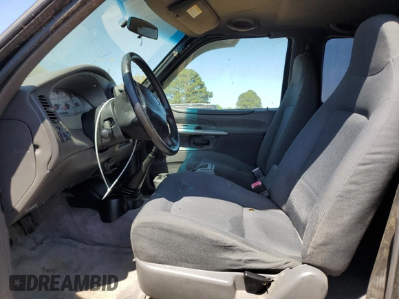 2002 Ford Explorer Sport XLS с VIN 1FMZU70E82UC45698, выставлен на аукционе Copart как лот 50524575 с пробегом 106 835 миль миль и Списание • Salvage title. История ставок и продаж доступна на DreamBid. Изображение 7.