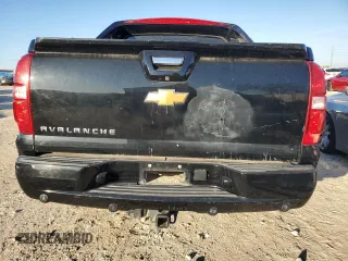 2013 Chevrolet Avalanche LS with VIN 3GNMCEE01DG336537, listed as a Copart auction lot 88721045 with 87,001 mi miles and Salvage title. Bid and sale history available at DreamBid. Image 6.