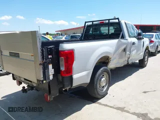 2019 Ford Super Duty F-250 SRW XL with VIN 1FTBF2A64KED15573, listed as a IAAI auction lot 42090750 with 44,742 mi miles. Bid and sale history available at carsss.com. Image 4.