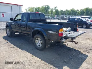 2004 Toyota Tacoma with VIN 5TEWN72N44Z344708, listed as a IAAI auction lot 40095002 with 136,791 mi miles and . Bid and sale history available at DreamBid. Image 3.