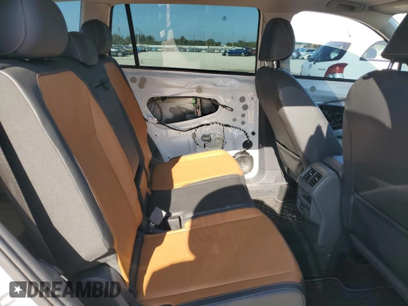 2019 Volkswagen Tiguan SE with VIN 3VV3B7AX3KM055992, listed as a Copart auction lot 49859975 with 74,647 mi miles and Salvage Title. Bid and sale history available at DreamBid. Image 11.