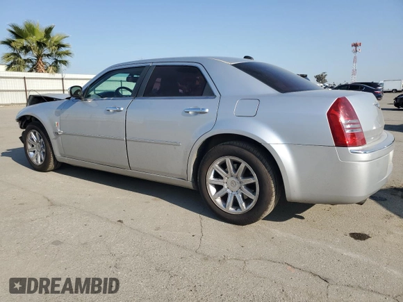 2006 Chrysler 300 C with VIN 2C3KA63H86H353248, listed as a Copart auction lot 52262875 with 138,281 mi miles and Salvage Title. Bid and sale history available at carsss.com. Image 2.