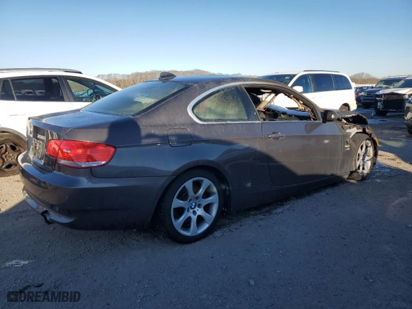 2009 BMW 3 Series 335i xDrive with VIN WBAWC735X9E068000, listed as a Copart auction lot 42685535 with 0 mi miles and Clean Title. Bid and sale history available at carsss.com. Image 3.