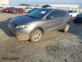 2017 Nissan Rogue Sport SL with VIN JN1BJ1CR7HW104812, listed as a IAAI auction lot 41497676 with 102,237 mi miles. Bid and sale history available at carsss.com. Image 17.