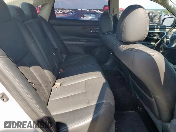 2017 Nissan Altima S with VIN 1N4AL3AP3HC491639, listed as a Copart auction lot 59017075 with 117,579 mi miles and Salvage title. Bid and sale history available at DreamBid. Image 10.