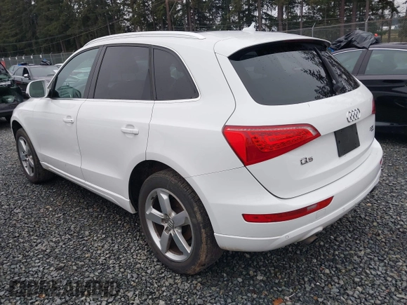 2011 Audi Q5 Premium Plus z VIN WA1LFAFP7BA025278, wystawiony jako IAAI lot #41239111 z przebiegiem 131 207 mil mil oraz . Historia ofert i sprzedaży dostępna na DreamBid. Obrazek 3.