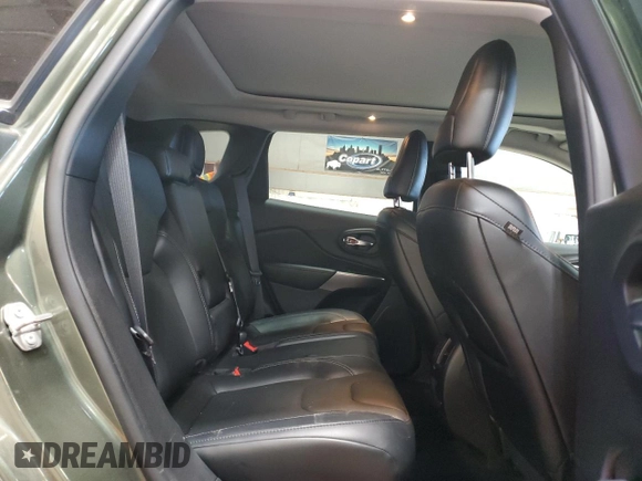 2020 Jeep Cherokee Altitude z VIN 1C4PJMLX0LD647894, wystawiony jako Copart lot #51682485 z przebiegiem 55 870 mil mil oraz Szkoda całkowita • Salvage title. Historia ofert i sprzedaży dostępna na DreamBid. Obrazek 11.