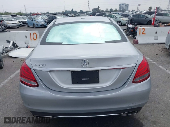 2018 Mercedes-Benz C 300 with VIN 55SWF4JB3JU254559, listed as a IAAI auction lot 42391163 with 84,439 mi miles and . Bid and sale history available at DreamBid. Image 16.