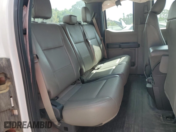 2017 Ford F-150 XL with VIN 1FTFX1EF7HFC82350, listed as a Copart auction lot 54180525 with 367,699 mi miles and Clean Title. Bid and sale history available at carsss.com. Image 10.