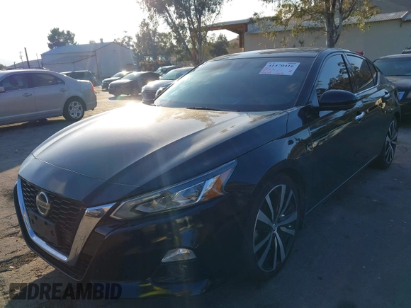 2020 Nissan Altima Platinum with VIN 1N4BL4FV7LN304112, listed as a IAAI auction lot 41470416 with 79,501 mi miles and . Bid and sale history available at carsss.com. Image 17.