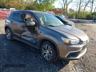 2018 Mitsubishi Outlander ES z VIN JA4AP3AU1JU025948, wystawiony jako IAAI lot #42016561 z przebiegiem 80 200 mil mil oraz . Historia ofert i sprzedaży dostępna na DreamBid. Obrazek 1.