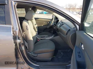 2014 Kia Sportage EX with VIN KNDPC3AC6E7662759, listed as a IAAI auction lot 41887950 with 150,000 mi miles and . Bid and sale history available at DreamBid. Image 5.