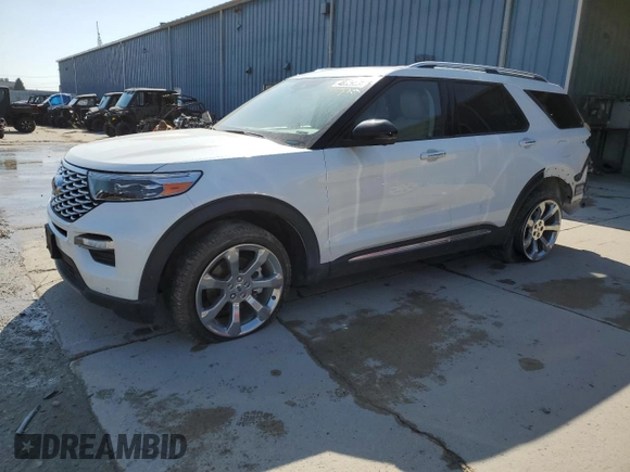 2020 Ford Explorer Platinum with VIN 1FM5K8HC9LGB96797, listed as a Copart auction lot 48329535 with 101,395 mi miles and Salvage Title. Bid and sale history available at carsss.com. Image 1.