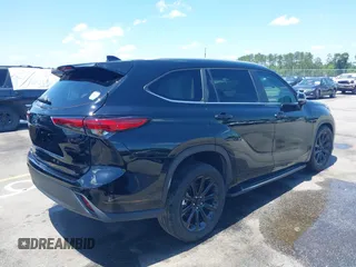 2023 Toyota Highlander L with VIN 5TDKDRAH5PS024582, listed as a IAAI auction lot 42307836 with 40,512 mi miles and . Bid and sale history available at DreamBid. Image 4.