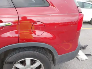 2011 Kia Sorento LX with VIN 5XYKT3A15BG025689, listed as a IAAI auction lot 41839645 with 135,733 mi miles. Bid and sale history available at carsss.com. Image 15.