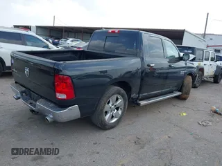 2016 Ram 1500 Big Horn z VIN 1C6RR6LT4GS148390, wystawiony jako IAAI lot #41945800 z przebiegiem 89 331 mil mil oraz . Historia ofert i sprzedaży dostępna na DreamBid. Obrazek 4.
