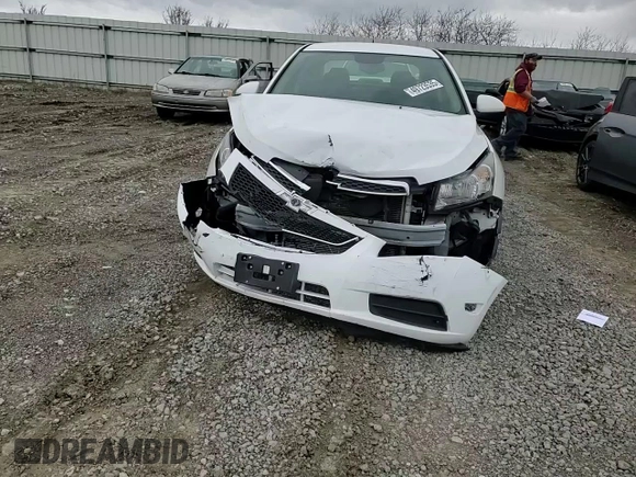 2013 Chevrolet Cruze 1LT with VIN 1G1PC5SB6D7253833, listed as a Copart auction lot 49723535 with 0 mi miles and Salvage Title. Bid and sale history available at carsss.com. Image 10.