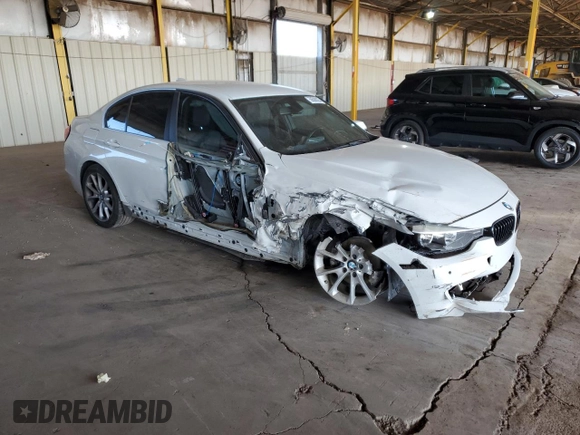 2015 BMW 3 Series 320i z VIN WBA3B1C59F5A05827, wystawiony jako Copart lot #50589825 z przebiegiem 91 555 mil mil oraz Szkoda całkowita • Salvage title. Historia ofert i sprzedaży dostępna na DreamBid. Obrazek 4.