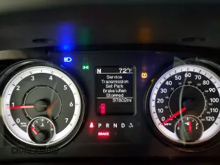 2018 Ram 1500 Express с VIN 1C6RR7FT3JS139270, выставлен на аукционе Copart как лот 86555024 с пробегом 97 802 миль миль и Списание • Salvage title. История ставок и продаж доступна на DreamBid. Изображение 9.