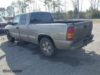 2002 GMC Sierra 1500 SLE with VIN 2GTEC19T221357087, listed as a IAAI auction lot 41441911 with 319,299 mi miles. Bid and sale history available at carsss.com. Image 3.