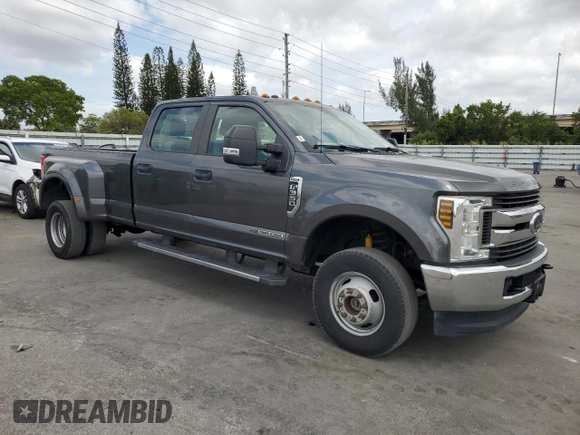2019 Ford F-350 XL z VIN 1FT8W3DT0KEF46763, wystawiony jako Copart lot #54142815 z przebiegiem 101 312 mil mil oraz Tytuł czysty. Historia ofert i sprzedaży dostępna na DreamBid. Obrazek 4.