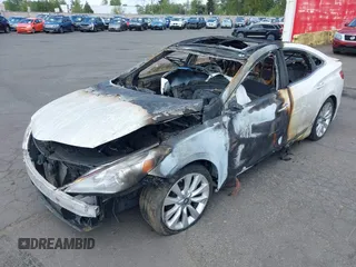 2014 Hyundai Azera Limited with VIN KMHFH4JG7EA354729, listed as a IAAI auction lot 42083456 with Not provided miles and . Bid and sale history available at DreamBid. Image 6.