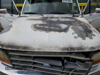 1997 Ford F-250 z VIN 3FTHF26H1VMA08574, wystawiony jako Copart lot #61541455 z przebiegiem Nie podano mil oraz Szkoda całkowita • Salvage title. Historia ofert i sprzedaży dostępna na DreamBid. Obrazek 11.