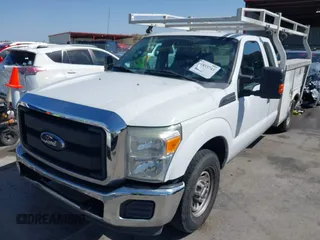 2015 Ford F-250 XL z VIN 1FD7X2A66FEC39519, wystawiony jako IAAI lot #41853743 z przebiegiem 232 244 mil mil oraz . Historia ofert i sprzedaży dostępna na DreamBid. Obrazek 18.