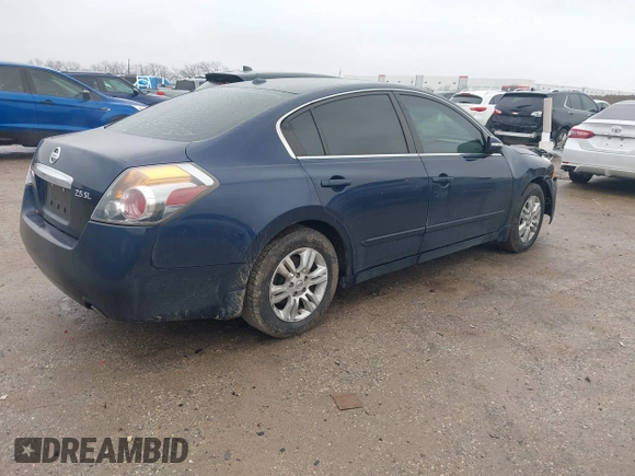 2012 Nissan Altima S z VIN 1N4AL2AP7CC156709, wystawiony jako IAAI lot #41558118 z przebiegiem 118 307 mil mil oraz . Historia ofert i sprzedaży dostępna na DreamBid. Obrazek 4.