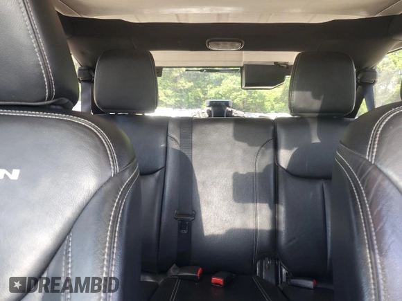 2015 Jeep Wrangler Unlimited Rubicon z VIN 1C4BJWFG2FL530863, wystawiony jako Copart lot #56345965 z przebiegiem 149 754 mil mil oraz Szkoda całkowita • Salvage title. Historia ofert i sprzedaży dostępna na DreamBid. Obrazek 10.
